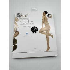 NWT Hanes Perfect Nudes Tummy Control Pantyhose True Black Size 1-2x